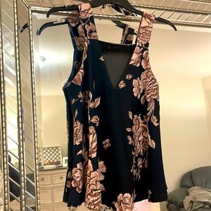 MINKPINK floral tank top. Black and rosegold patterned. Fully lined. Size Small.
